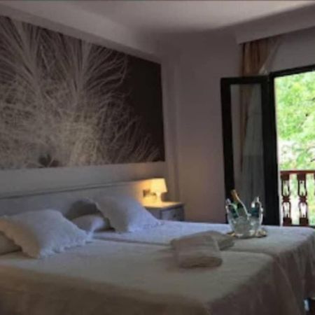 Hotel Pisuerga Proaza Eksteriør bilde